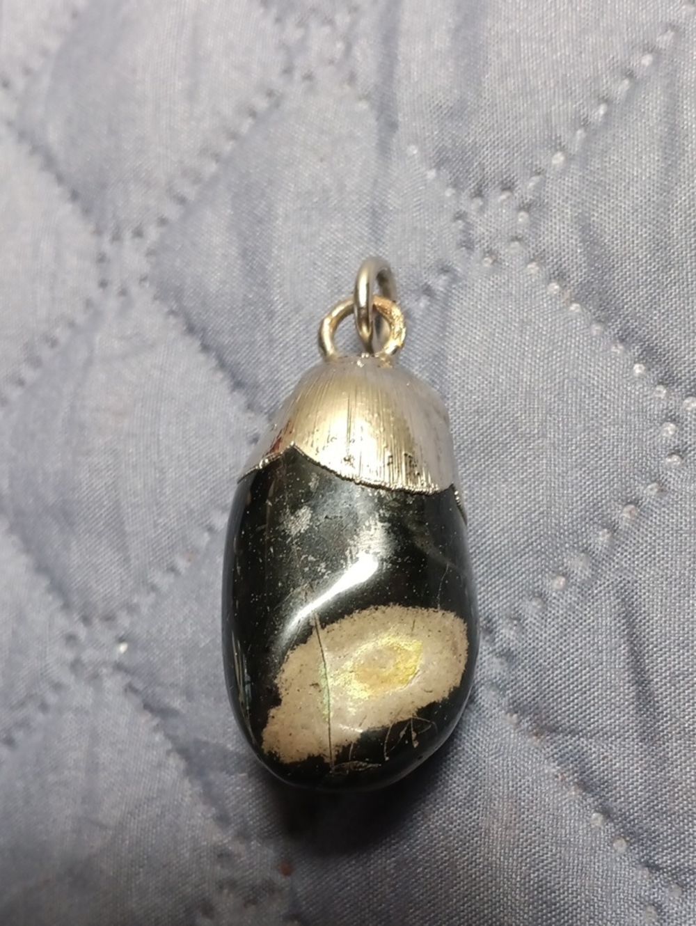 Gold-Tone Black Stone Pendant For Bags